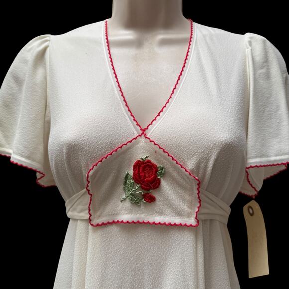 Vintage 1970s White Dress Rose Embroider Prairie Flutter Sleeve Nightgown Tie - Picture 15 of 16